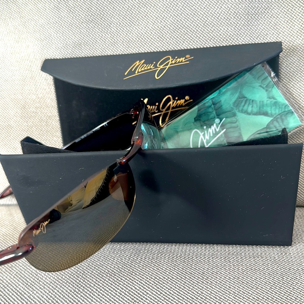 Maui Jim sunglasses with readers